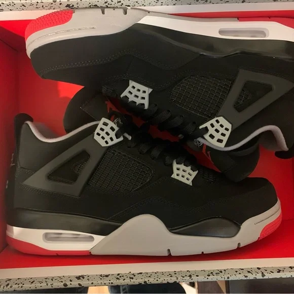 Jordan 4 breads